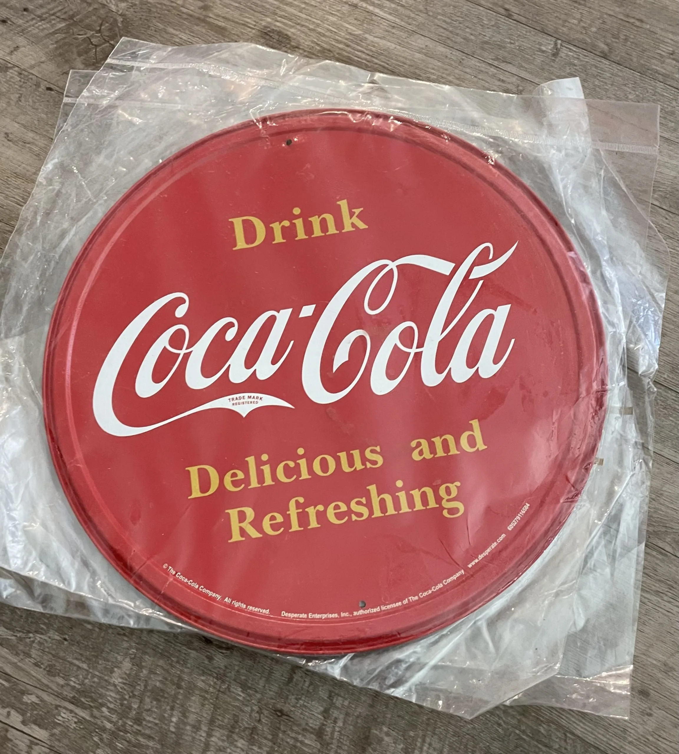 Drink Coca-Cola Delicious And Refreshing (Round) - Coca Cola Metal Sign