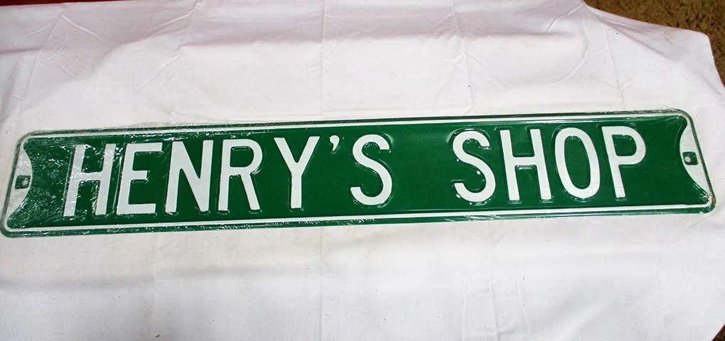 Henry's Shop - Street Signs Metal Sign