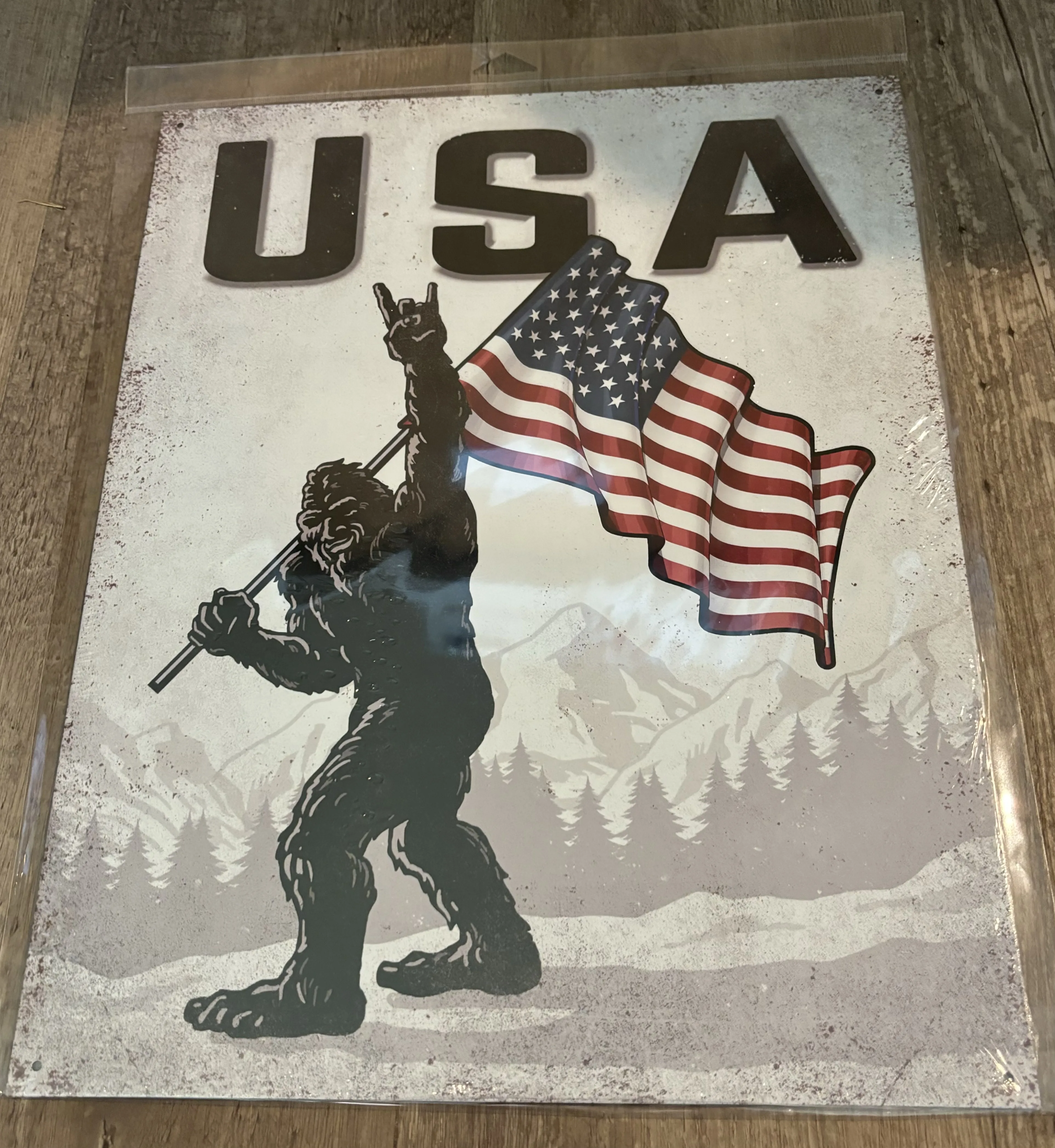 Sasquatch-USA - Bigfoot Metal Sign