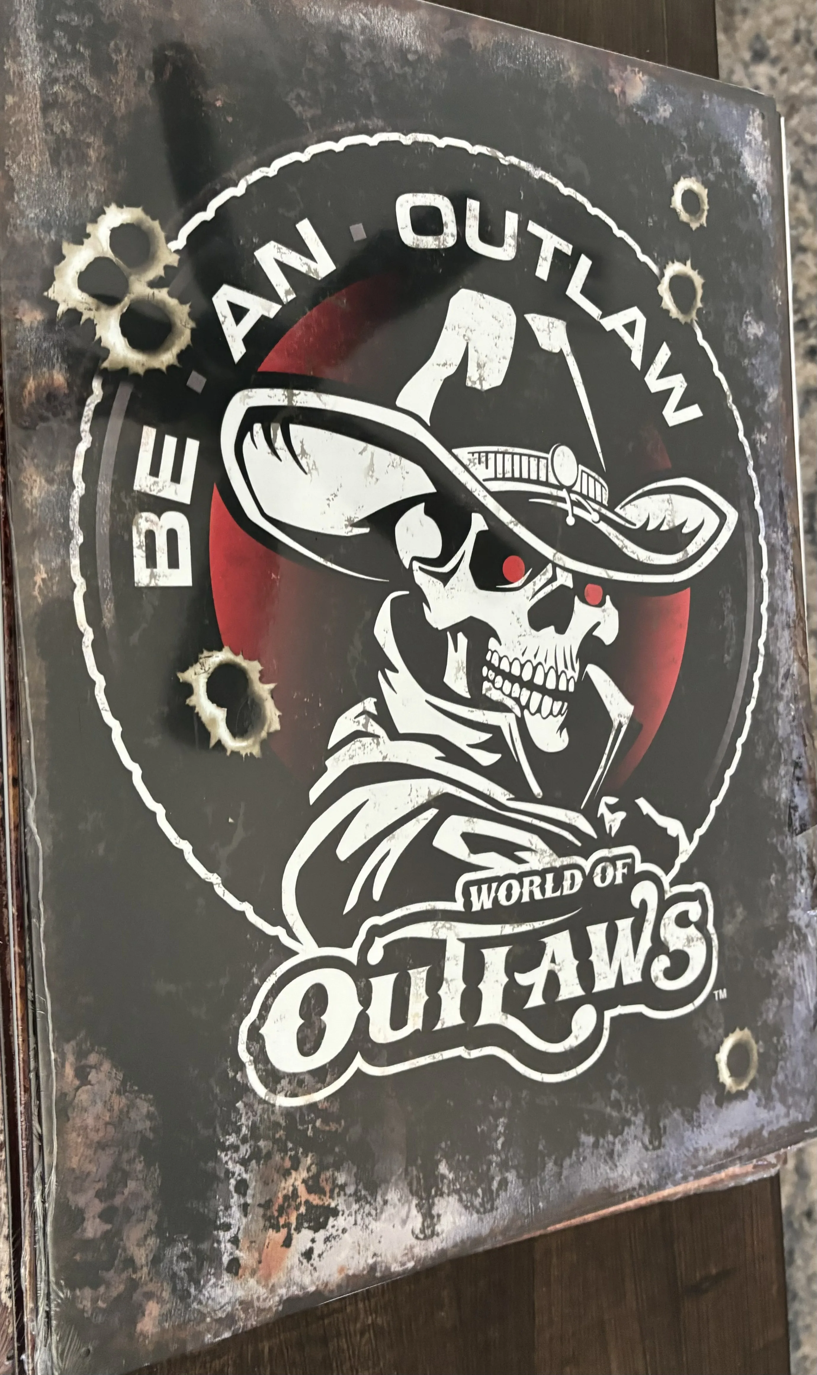 World Of Outlaws-Be An Outlaw - Tin Signs Metal Sign
