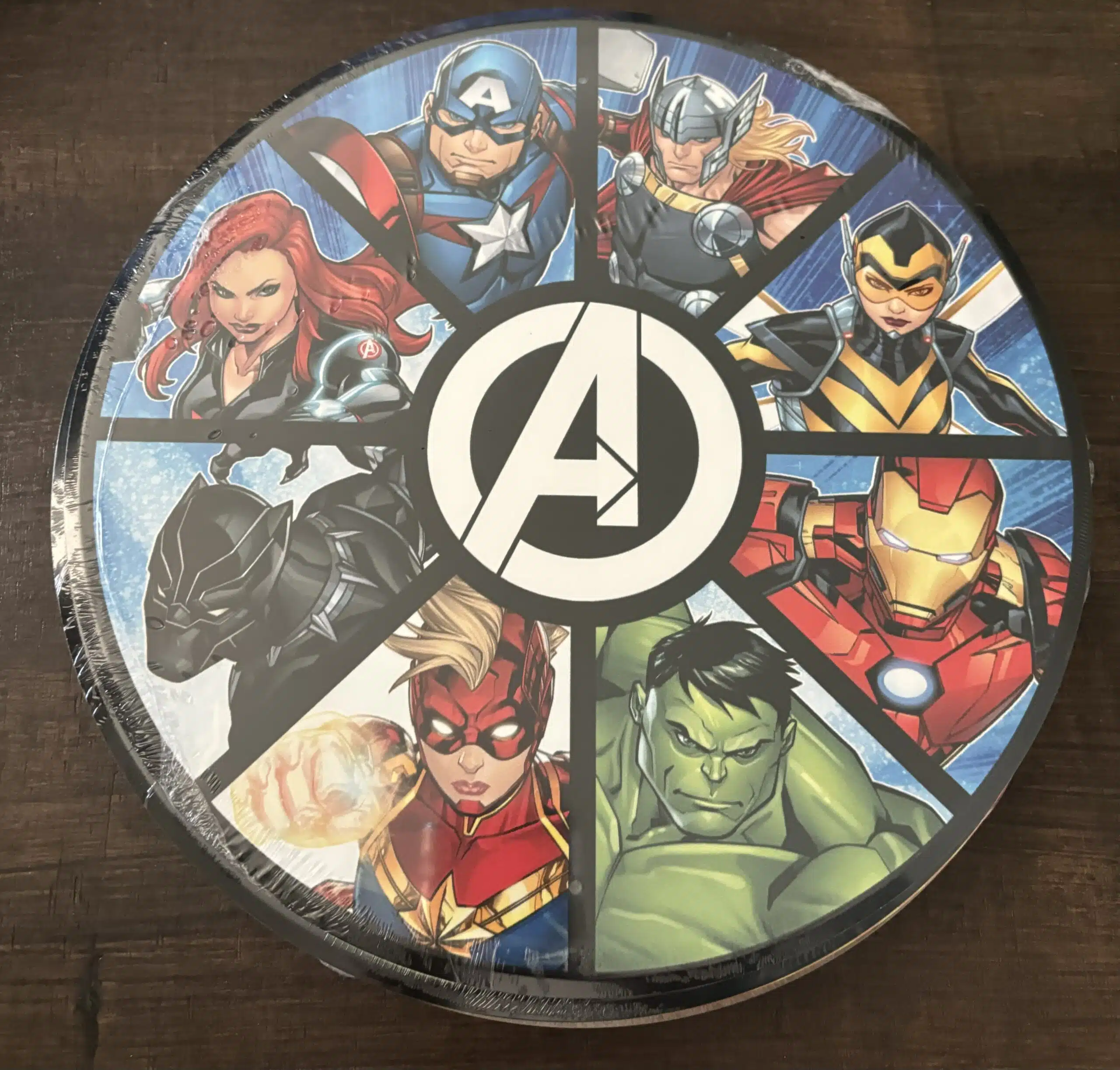 Avengers Crew (Round)